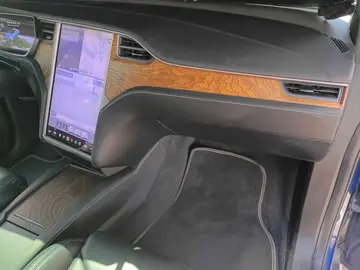 Vehicle image 45