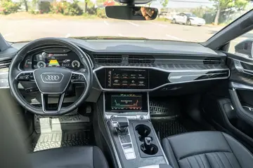 Vehicle image 60