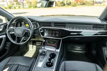 Vehicle image 61