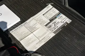 Vehicle image 113