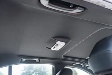 Vehicle image 51