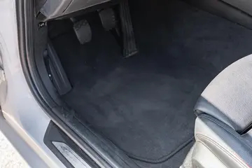 Vehicle image 52