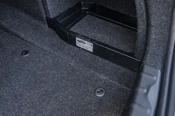 Vehicle image 63
