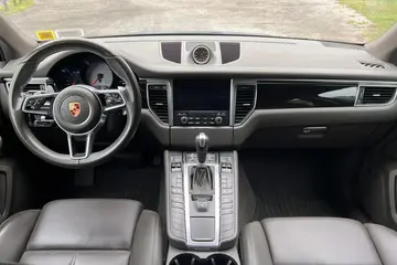 Vehicle image 41