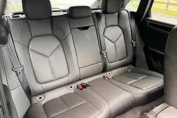 Vehicle image 43