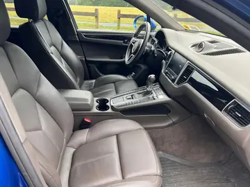 Vehicle image 45