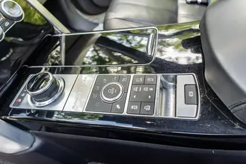 Vehicle image 48