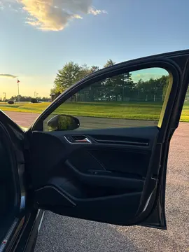 Vehicle image 39