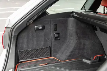 Vehicle image 106