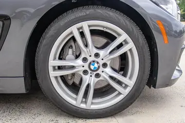 Vehicle image 40