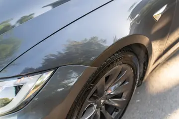 Vehicle image 25