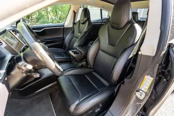 Vehicle image 71