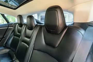 Vehicle image 90
