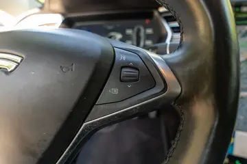 Vehicle image 100