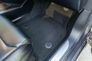 Vehicle image 117