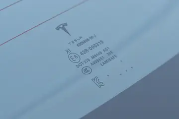 Vehicle image 152