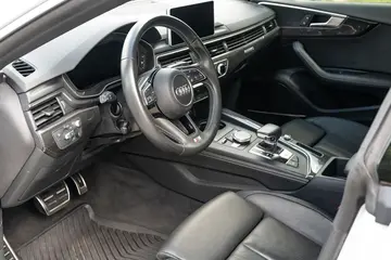 Vehicle image 47