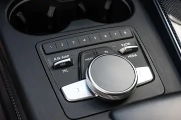 Vehicle image 74