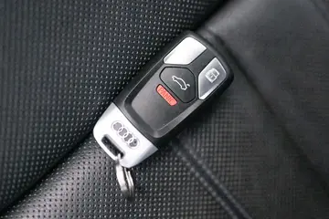 Vehicle image 119