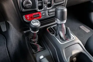 Vehicle image 73