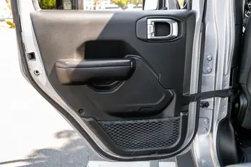 Vehicle image 101