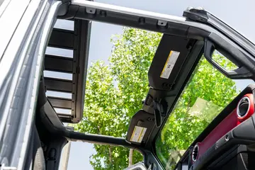 Vehicle image 117