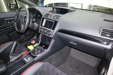 Vehicle image 35