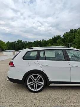 Vehicle image 38