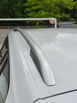 Vehicle image 42