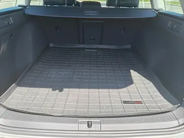 Vehicle image 91