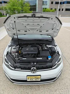 Vehicle image 100