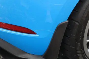 Vehicle image 47