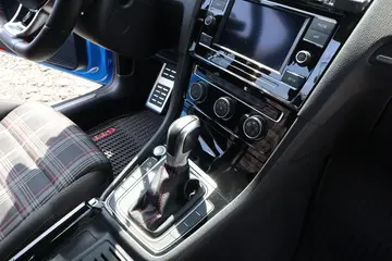 Vehicle image 72