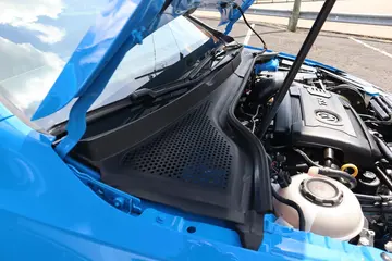 Vehicle image 101