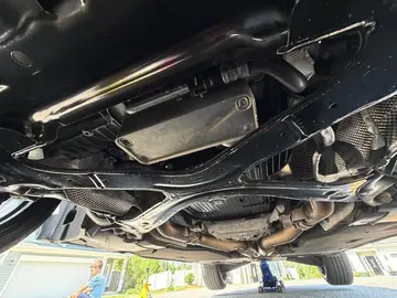 Vehicle image 101