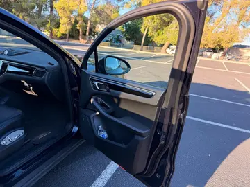 Vehicle image 40