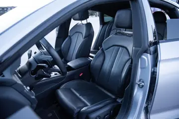 Vehicle image 79
