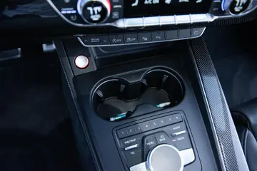 Vehicle image 113