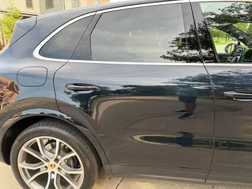 Vehicle image 40