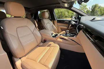 Vehicle image 53