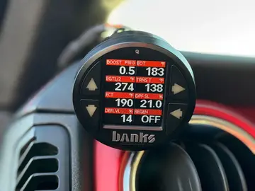 Vehicle image 60