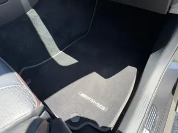 Vehicle image 51
