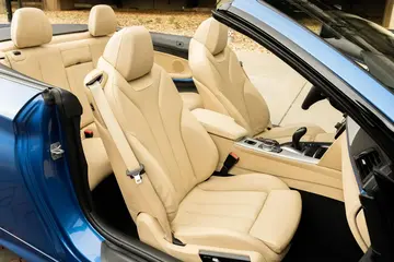 Vehicle image 60