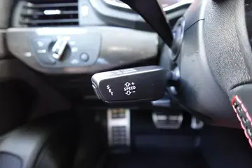 Vehicle image 45