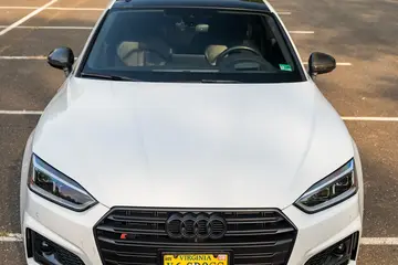 Vehicle image 38