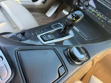 Vehicle image 47