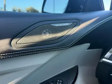 Vehicle image 52