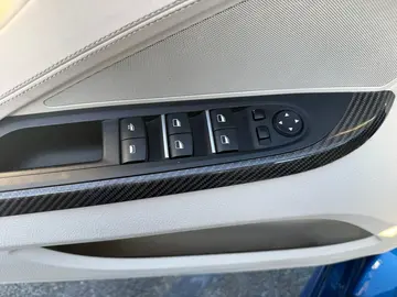 Vehicle image 53