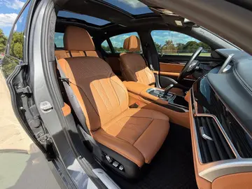 Vehicle image 52