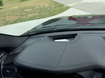 Vehicle image 101